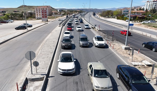 Foto - Tatilciler yolda! 43 ilin geçiş güzergahında bayram yoğunluğu