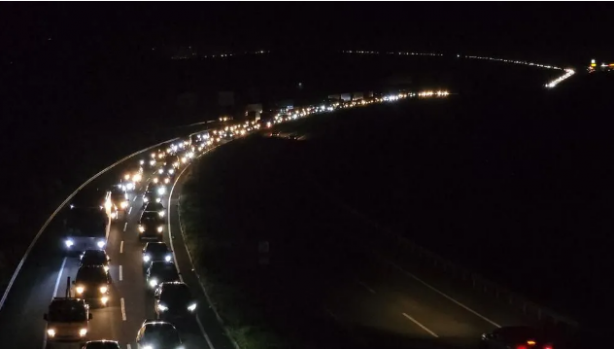 Foto - Tatilcilerin dönüşü başladı! İşte yollarda son durum