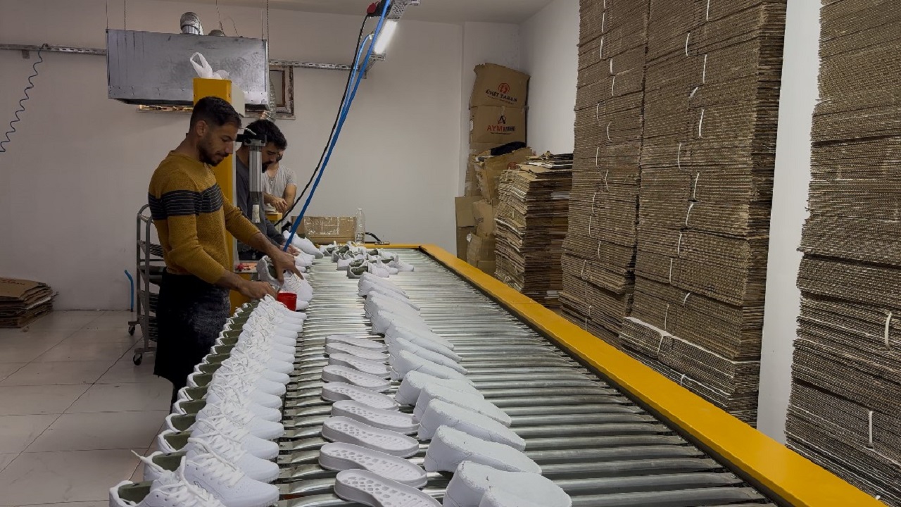 Foto - Tatvan'da üretilip Balkanlar'a gönderiliyor