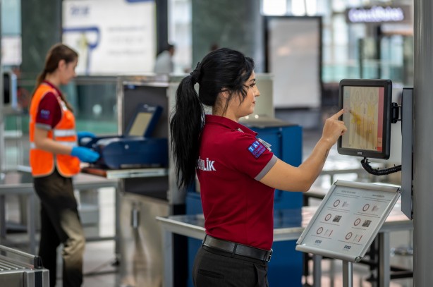 Foto - TAV Havalimanları 2023'te 96 milyon yolcuya hizmet sundu! 1.3 milyar Euro ciro yaptı!