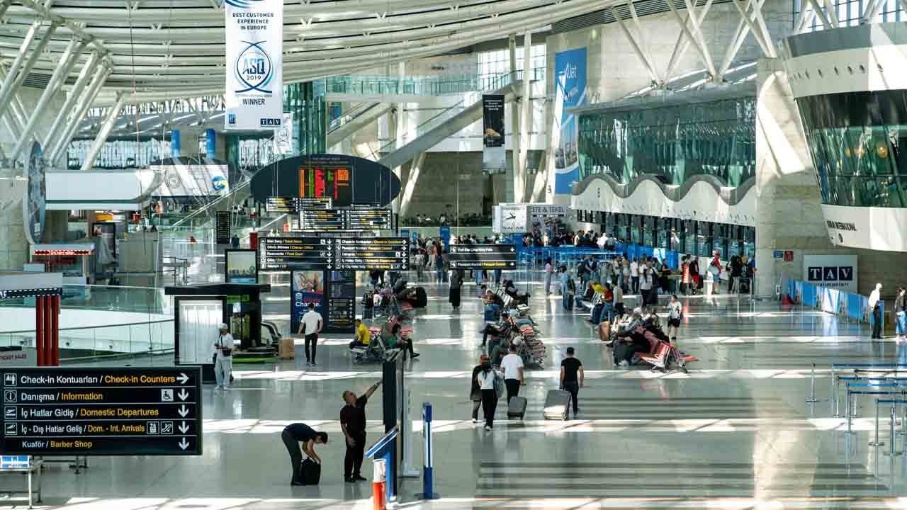 TAV havalimanlarında yolcu rekoru! 9 ayda 89 milyon yolcuya hizmet verdi