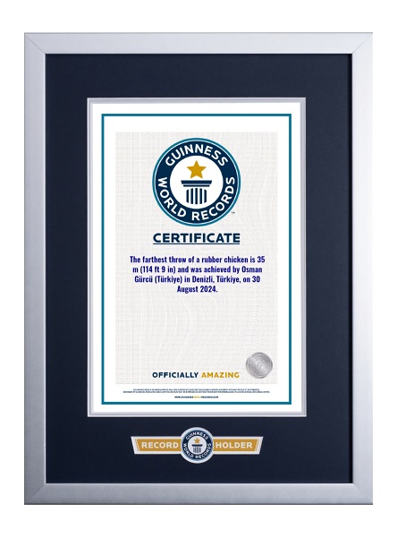 Foto - Tavuğu 35 metre fırlattı! Guinness rekoru Türkiye'de kırıldı