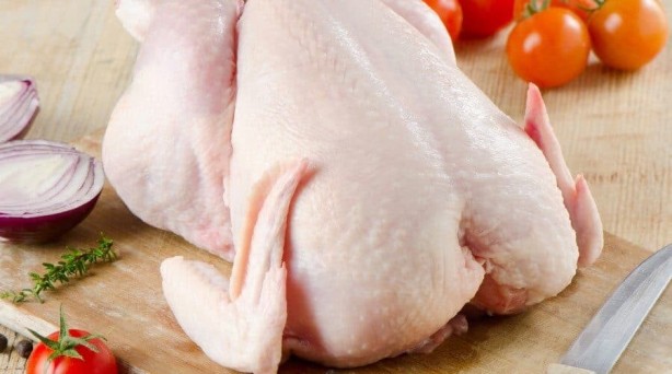 Foto - Tavuğu pişirmeden önce bunu sakın yapmayın!