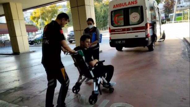 Foto - Tavuklu pilav yiyen 20 kişi hastanelik oldu