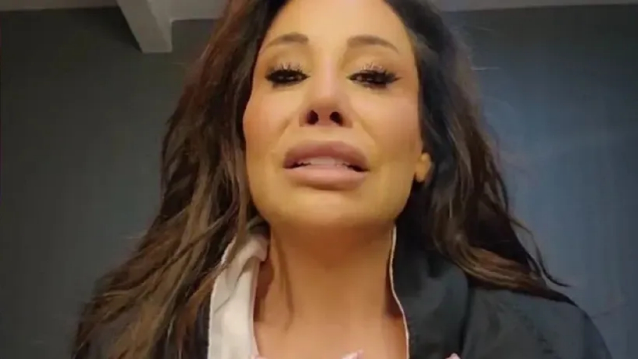 Foto - Tayyip Erdoğan’a seslenip ağlamıştı! İsrailli şarkıcı Linet’e destek veren AK Partili isme bir diğer AK Partiliden olay cevap: Ciyaklamayı bırak, sana ne Linet’ten