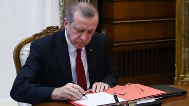 Foto - Tayyip Erdoğan’dan beklenmedik karar! O isimleri gece yarısı apar topar görevden aldı