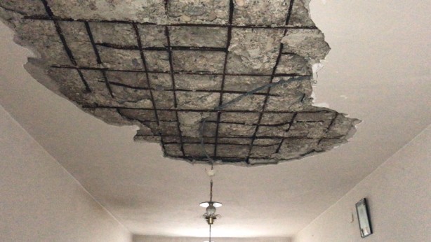 Foto - Taziyeevinde başına bakın ne düştü!