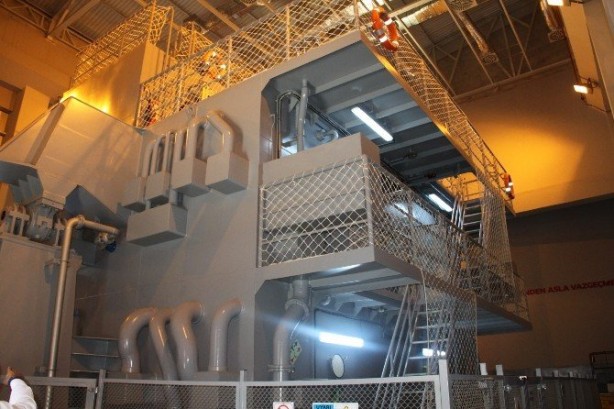 Foto - TB2 SİHA alan ve Kızılelma'yı isteyen ülke çıldırdı! Türkiye tarafından yapılan simülatörü havada kaptılar