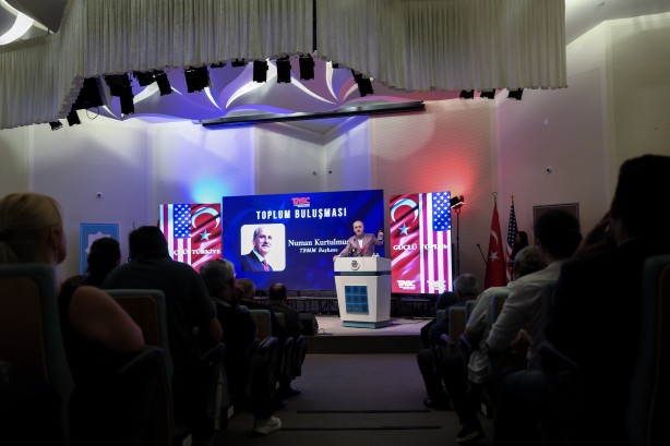 TBMM Başkanı Kurtulmuş, ABD'deki Türk toplumu ile buluştu