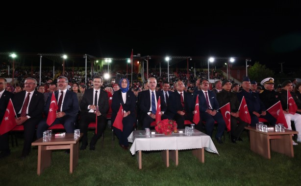 TBMM Başkanı Kurtulmuş: "Selçuklu da bizimdir, Osmanlı da bizimdir, Cumhuriyet de bizimdir"