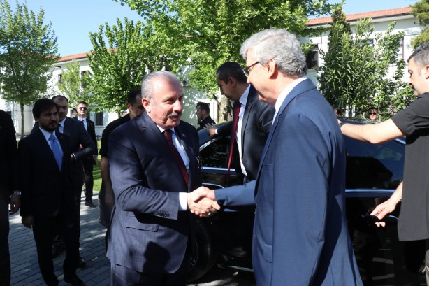 Foto - TBMM Başkanı Şentop: Türkiye'ye yeni bir anayasa gereklidir