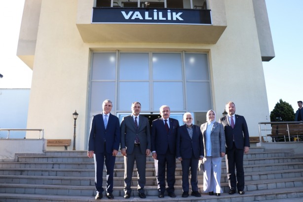 Foto - TBMM Başkanı Şentop: Türkiye'ye yeni bir anayasa gereklidir