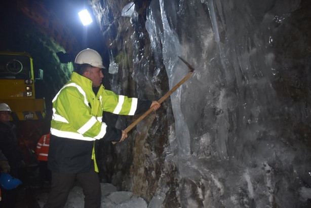 Foto - TCDD görevlileri buz mesaisinde