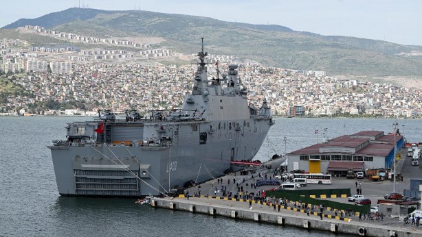 Foto - TCG Anadolu'yu gören ünlü milyoner Türkiye'ye karşı kullanılmak üzere peş peşe gemi bağışladı
