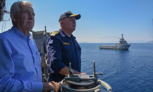 Foto - TCG Anadolu'yu gören ünlü milyoner Türkiye'ye karşı kullanılmak üzere peş peşe gemi bağışladı