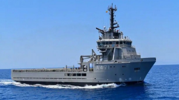 Foto - TCG Anadolu'yu gören ünlü milyoner Türkiye'ye karşı kullanılmak üzere peş peşe gemi bağışladı