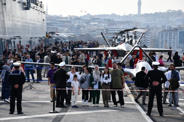 Foto - TCG Anadolu'dan müthiş haber