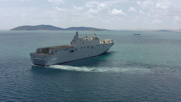 TCG Anadolu'nun yeni rotası Yunanistan'ı panikletti