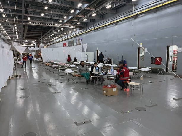 Foto - TCG Bayraktar apar topar bölgeye yönlendirilmişti! Resmen destan yazdı