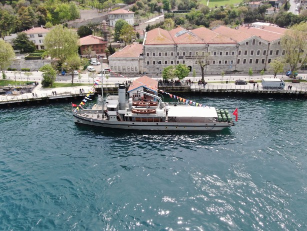 Foto - TCG Nusret Müze Gemisi, Üsküdar’da ziyarete açıldı! İşte diğer şehirlerdeki ziyaret tarihleri