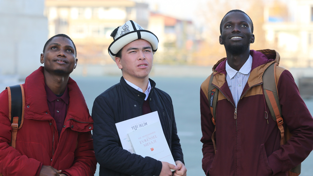 Foto - TDV’den 700 Filistinli öğrenciye umut: 8 bin öğrenciye eğitim desteği