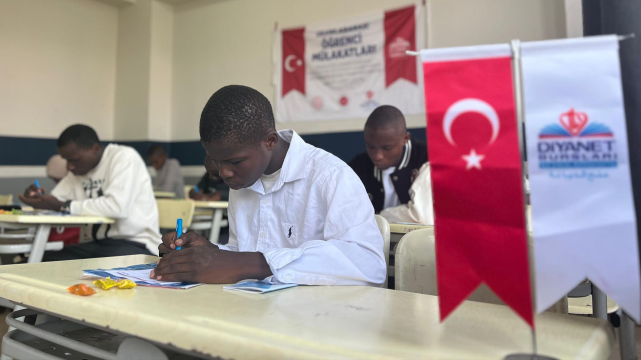 Foto - TDV’den 700 Filistinli öğrenciye umut: 8 bin öğrenciye eğitim desteği