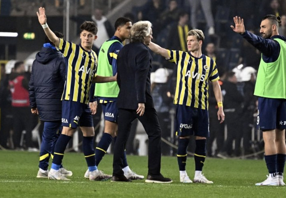 Foto - Tedirgin eden öngörü... Çekirge bu kez ters sıçradı!