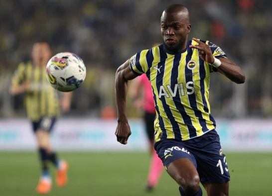 Foto - Tedirgin eden öngörü... Çekirge bu kez ters sıçradı!