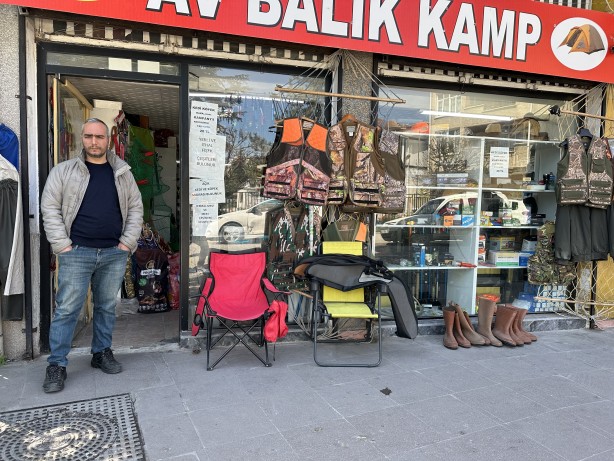 Foto - Tedirgin eden tehlike: Yabancı uyruklular ve reşit olmayanlar ısrarla istiyor