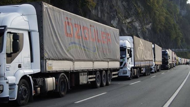 Foto - TEF Genel Başkanı Mert Şener açıkladı: 11 tır yardım yaptık!