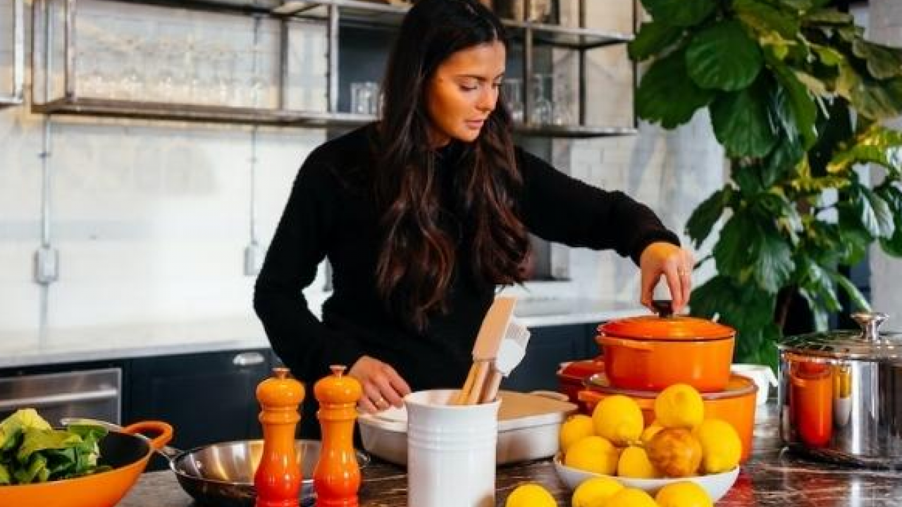 Foto - Yemek yerken suçlu hissetmek: Görünmeyen tehdit! Yemek yedikten sonra kendinizi kötü hissediyor musunuz?