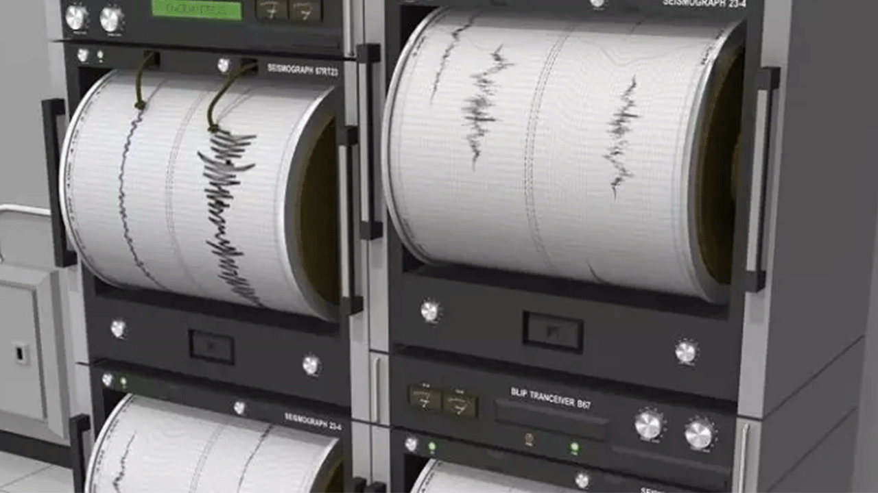 Foto - Tehlike çok büyük diyerek duyurdu! Osmanlı arşivinden çıkan belgeyi paylaştı!