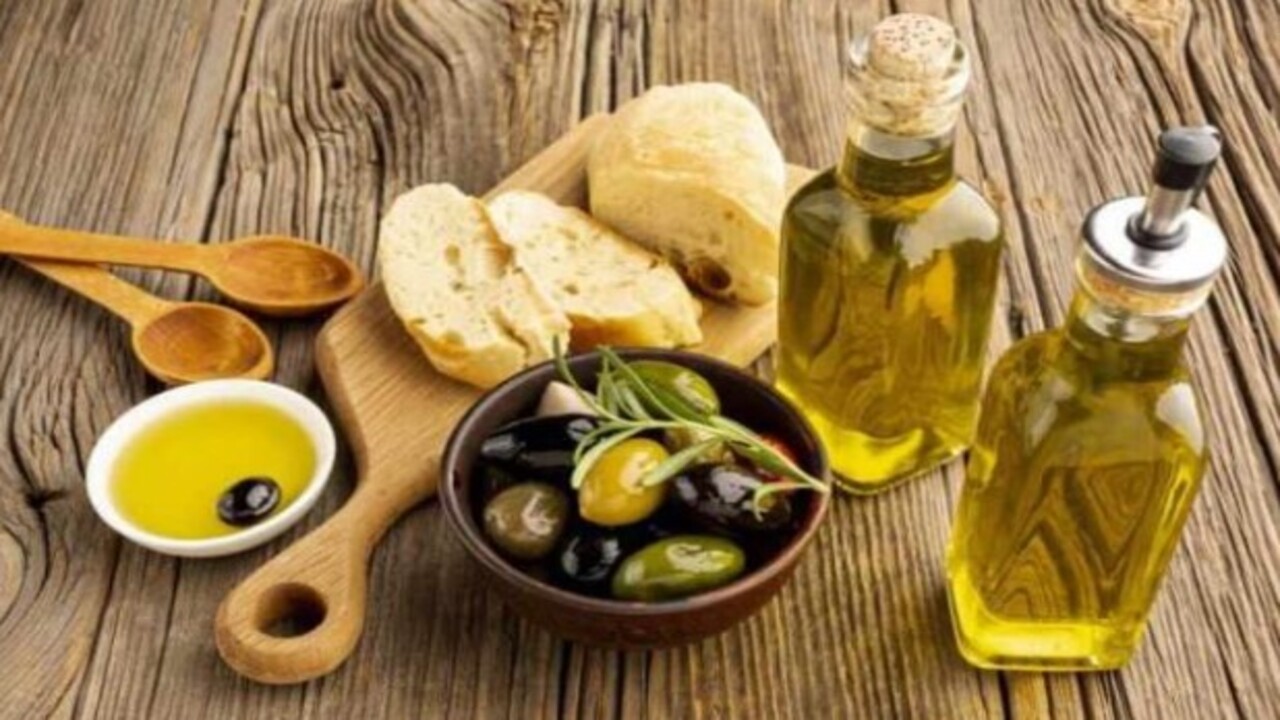 Foto - Tehlike saçıyor! Zeytinyağını böyle saklayanlar dikkat