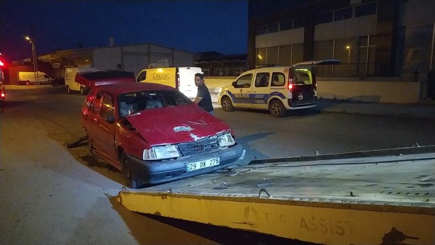 Foto - Tehlikeli anlar! Drift atarken refüje çıkan sürücü yaralı olarak kaçtı, fenalaşınca durdu