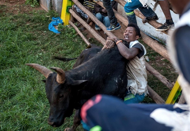 Foto - Tehlikeli gelenek: Savika