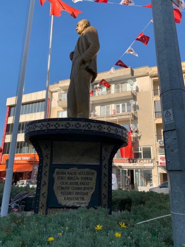 Foto - Tek bildikleri şey bu… kim demiş CHP’li belediye çalışmaz!