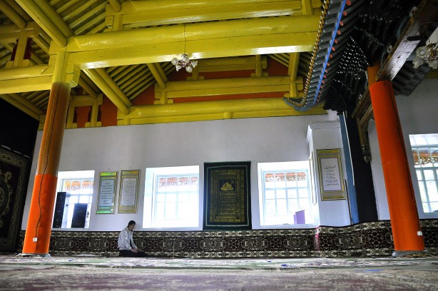 Foto - Tek çivi çakılmadan yapılan cami bir asırdır ayakta