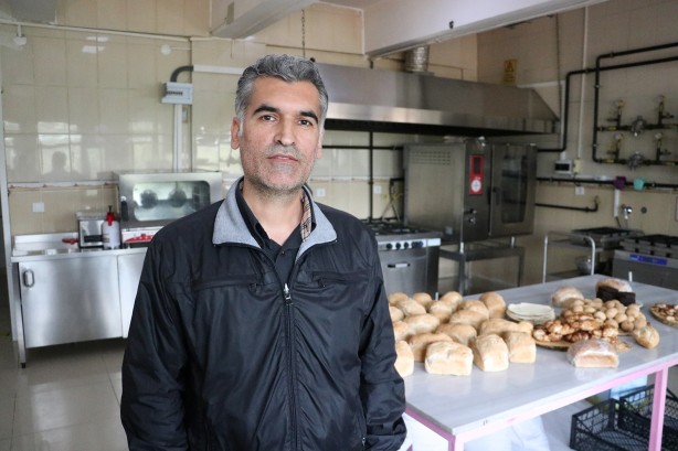 Foto - "Tek çözüm bu" diyerek duyurdular... Burada ekmekler ücretsiz!