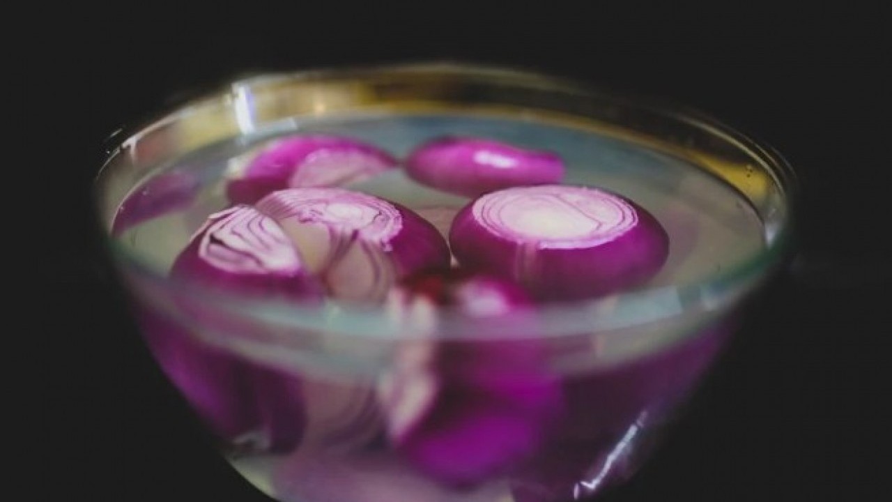 Foto - Tek damla yaş akmayacak! Soğan doğrarken göz yaşarmasına son