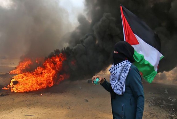 Foto - Tek kelimeyle alçaksınız! Sizde hiç utanma arlanma yok mu