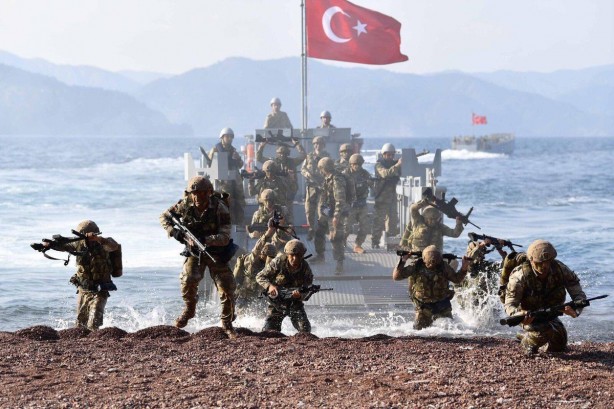 Foto - Tek kelimeyle skandal! Türk askerini uzaydan izlediler... Görüntüleri dünyaya servis ettiler