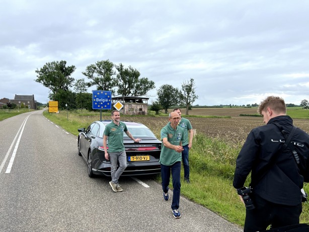 Tek şarjla öyle bir yaptı ki… Türk rekortmenden inanılmaz rekor