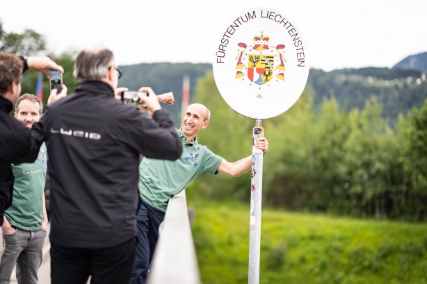 Foto - Tek şarjla öyle bir yaptı ki… Türk rekortmenden inanılmaz rekor
