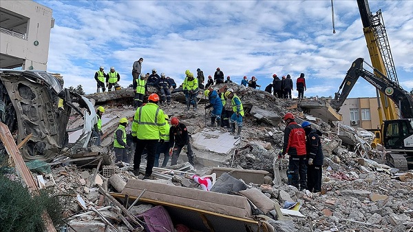Foto - Tek tek sıraladı! Ahmet Ercan 7 büyüklüğünde deprem yaşanacak illeri açıkladı