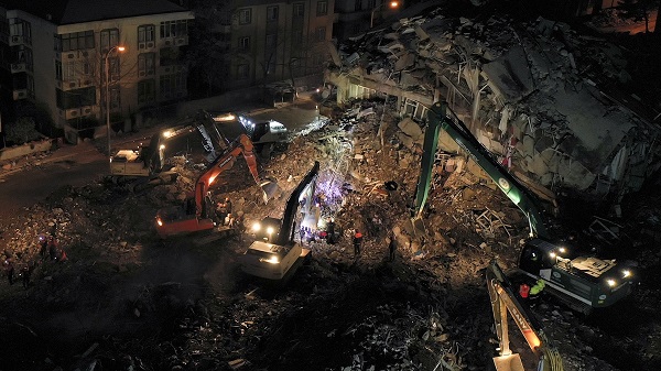 Foto - Tek tek sıraladı! Ahmet Ercan 7 büyüklüğünde deprem yaşanacak illeri açıkladı