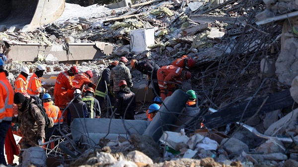 Foto - Tek tek sıraladı! Ahmet Ercan 7 büyüklüğünde deprem yaşanacak illeri açıkladı