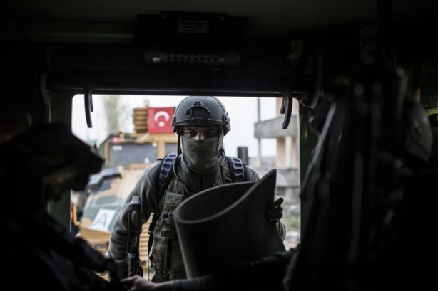 Foto - Tekbir, dua ve "komando andı" okuyarak Yüksekova'dan ayrılıyorlar