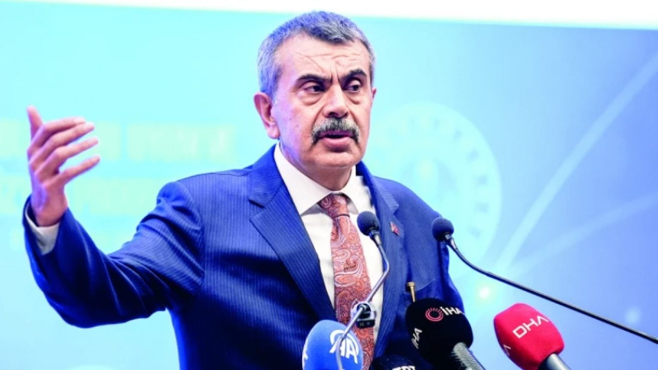 Foto - Tekin 28 Şubat zihniyetini hatırlatarak açıkladı: İmam hatiplerin önünü Erdoğan açtı