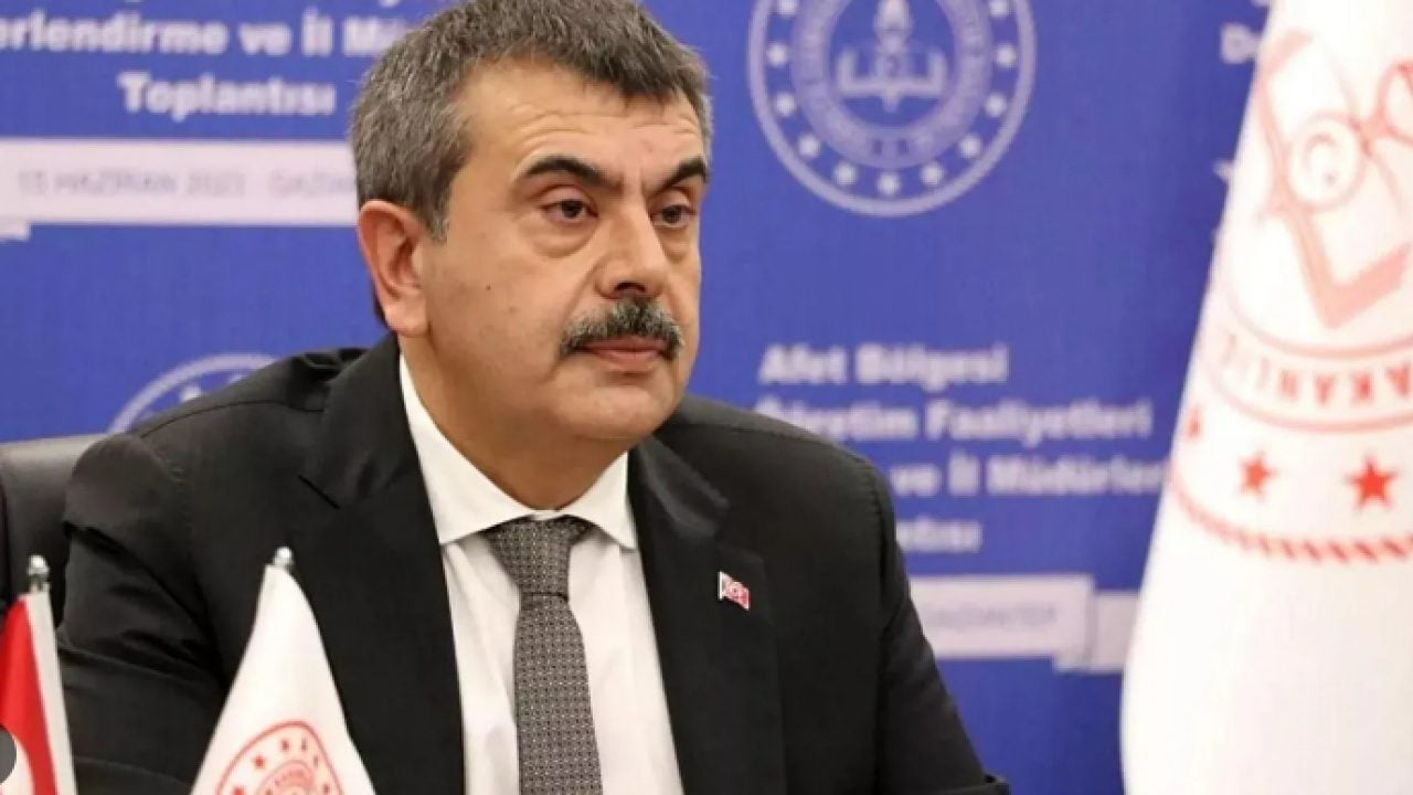 Foto - Tekin 28 Şubat zihniyetini hatırlatarak açıkladı: İmam hatiplerin önünü Erdoğan açtı