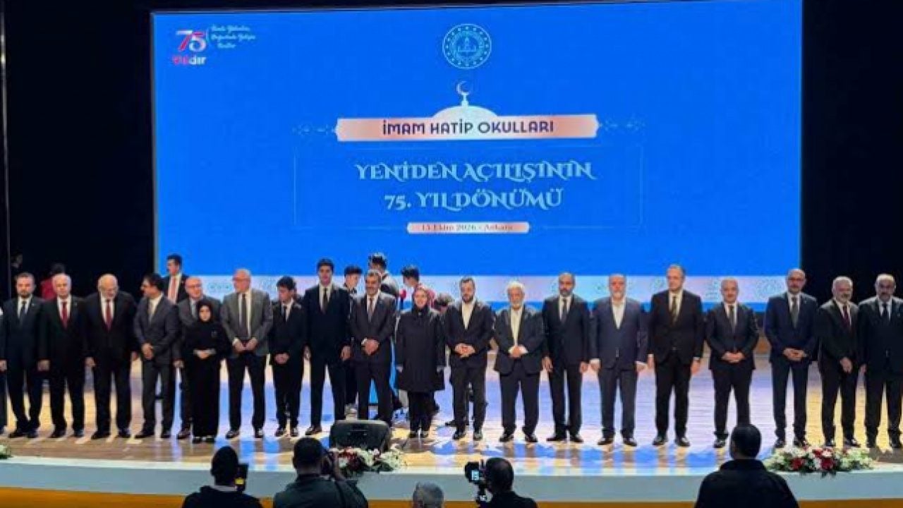 Foto - Tekin 28 Şubat zihniyetini hatırlatarak açıkladı: İmam hatiplerin önünü Erdoğan açtı